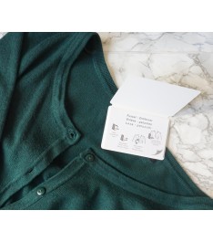 Levapelucchi in fogli adesivi e copertina da utilizzare sulla maglia